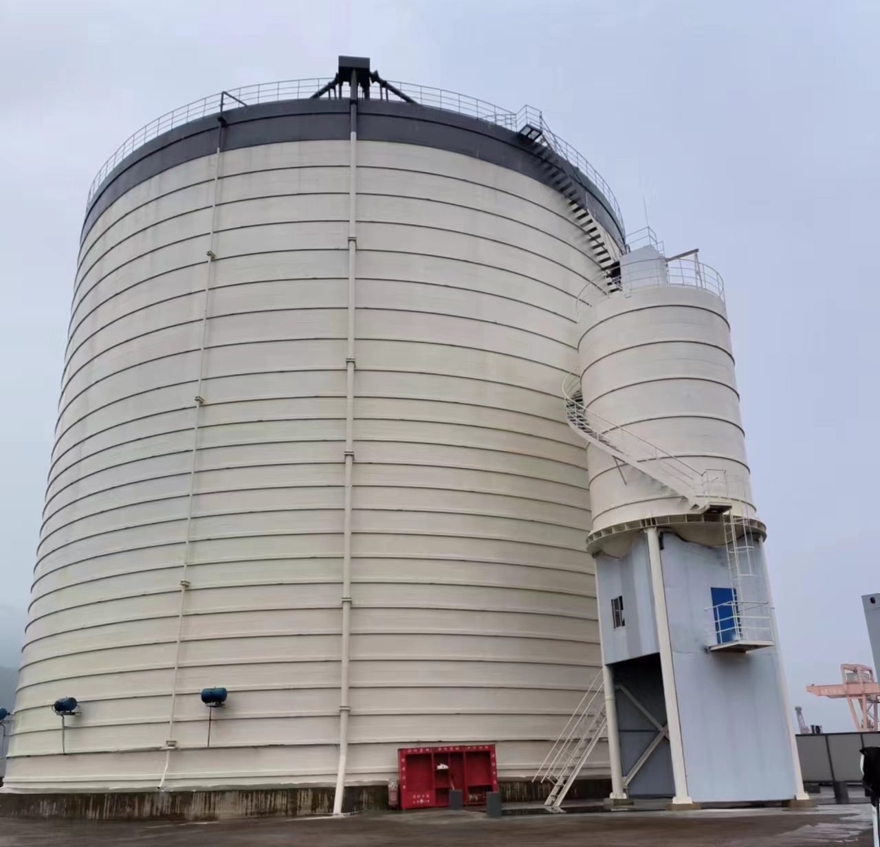 西青10万吨水泥钢板库